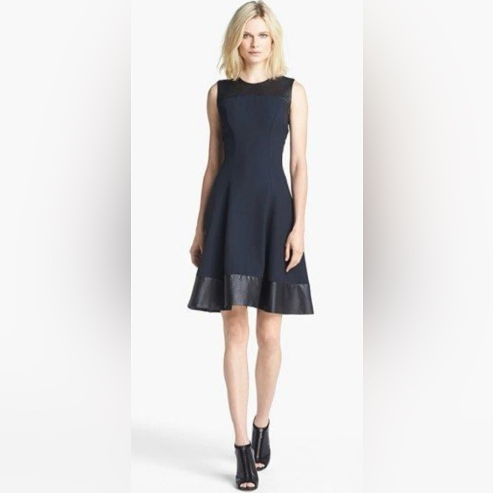 L'Agence Women's Black Embossed‎ Leather Trim Ponte
Knit Dress Sz 10